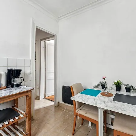 Wonderful apartment close Champs-Elysées Paris Extérieur photo